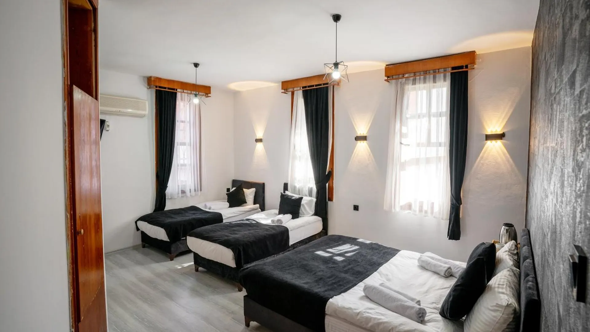 Buetuenoglu Pansiyon Antalya