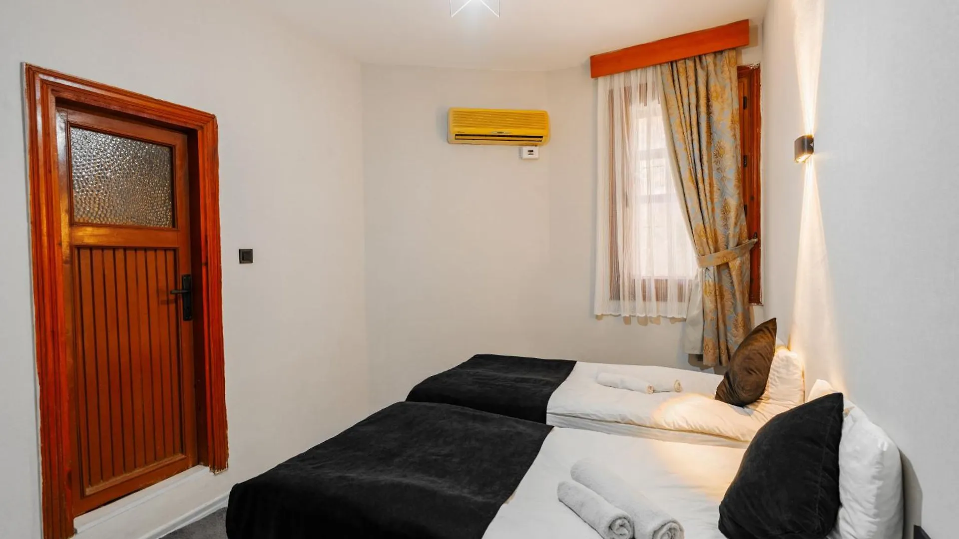 Buetuenoglu Pansiyon Antalya